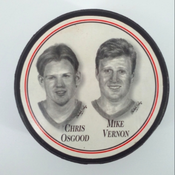 1997 NHL Goalies Burger King Collab Hockey Puck Collector - Picture 1 of 5